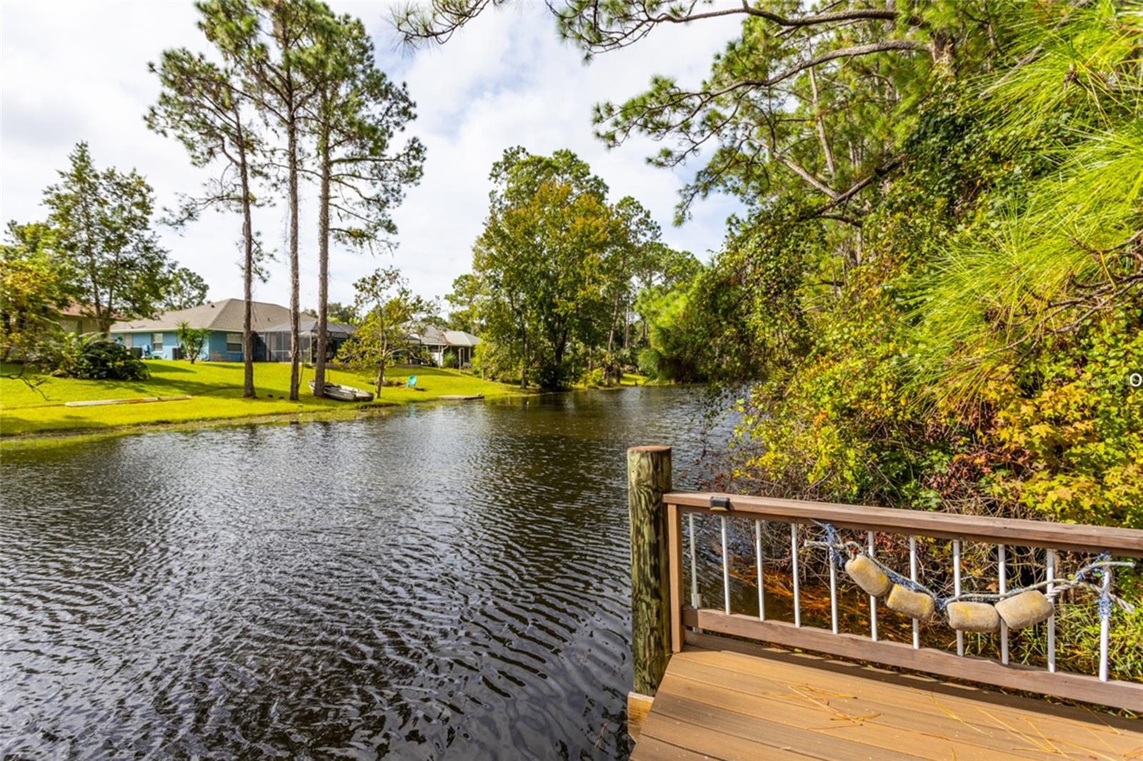 Image 41 of 51 For 19 Waterford Place