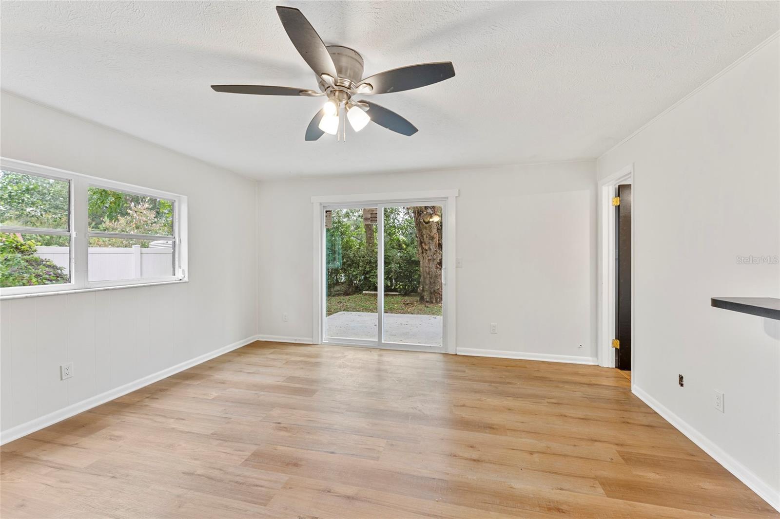 Image 19 of 41 For 5978 Fury Drive