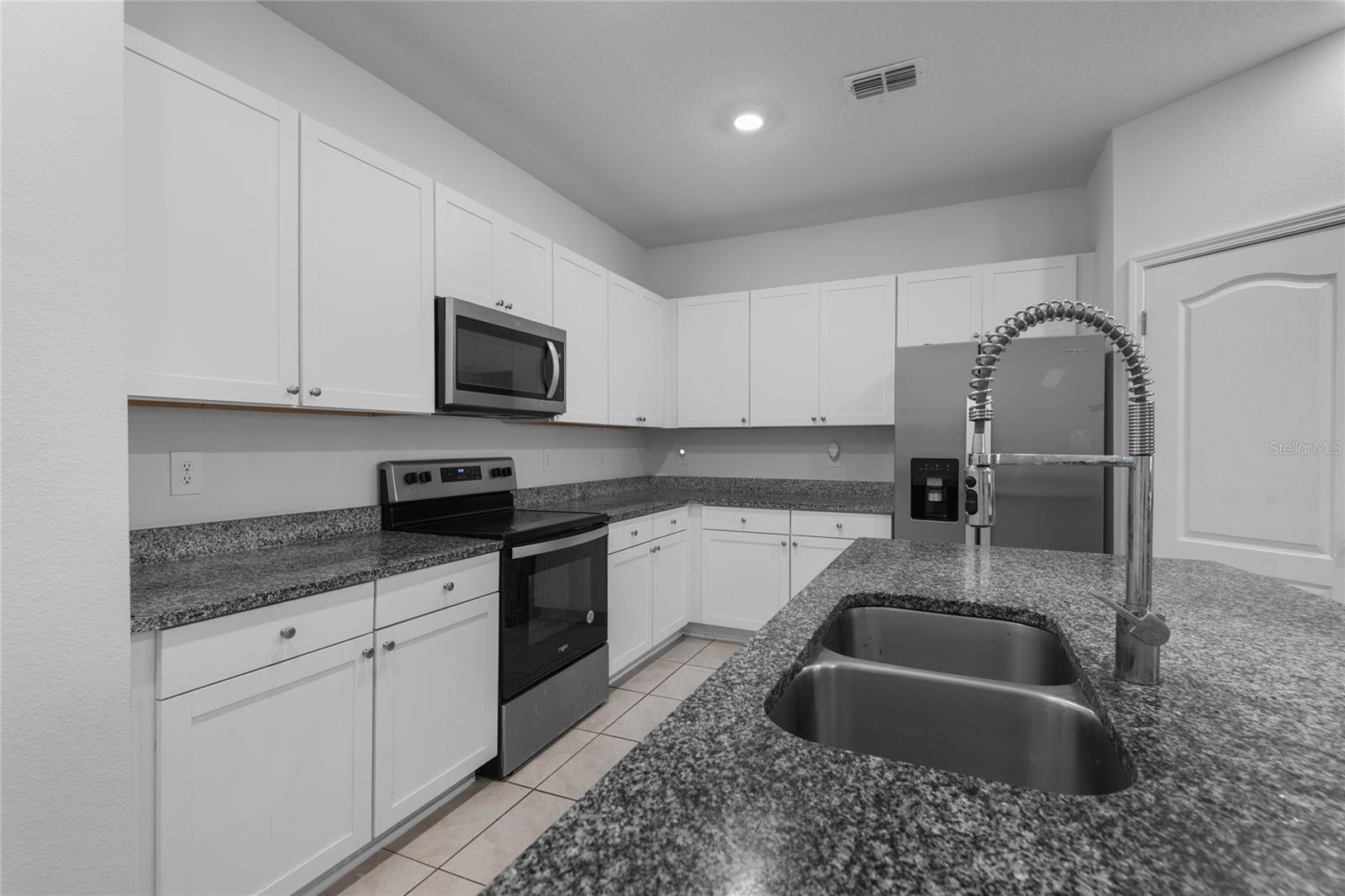 Image 6 of 22 For 506 Redbud Road