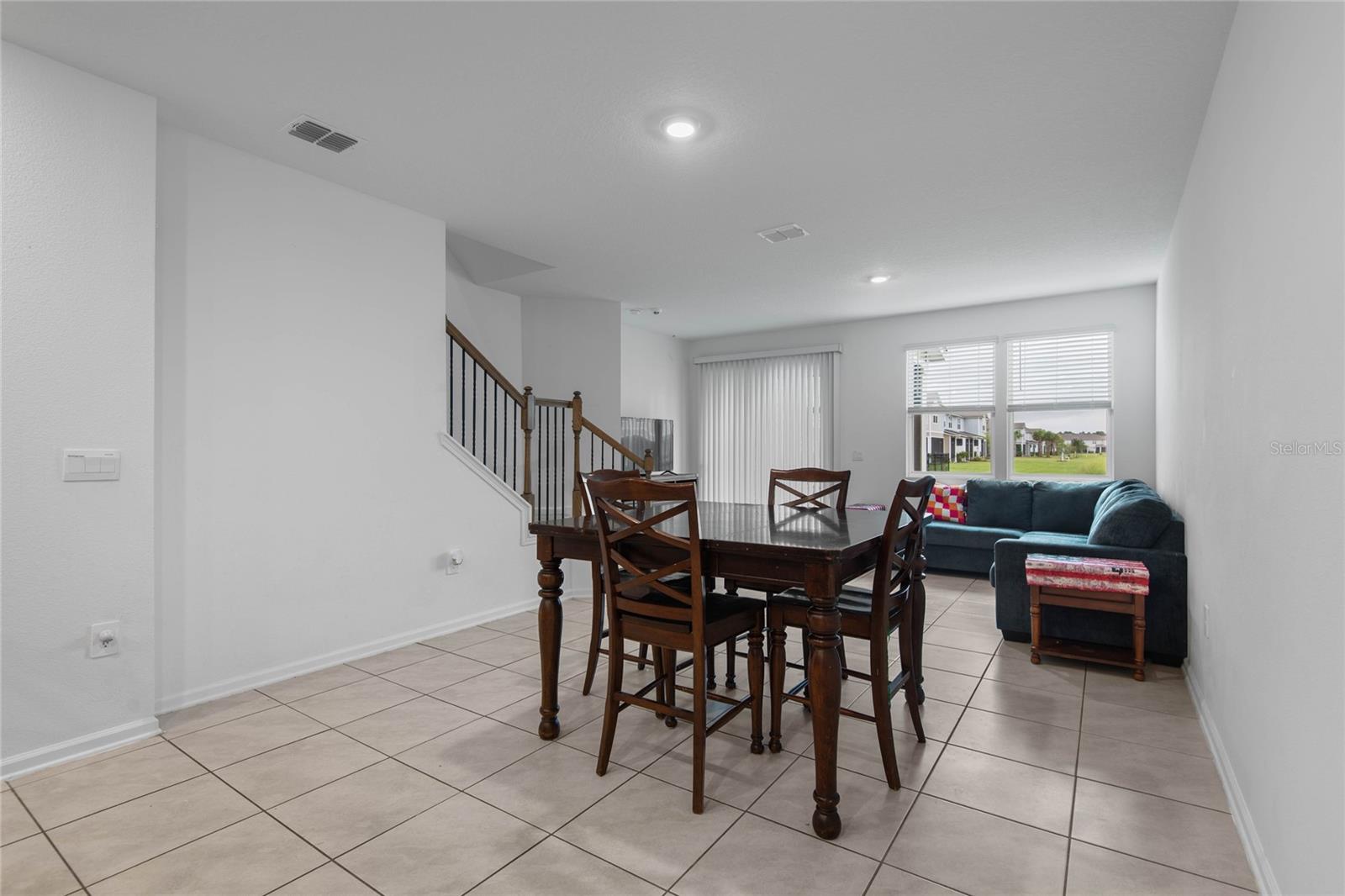 Image 8 of 22 For 506 Redbud Road
