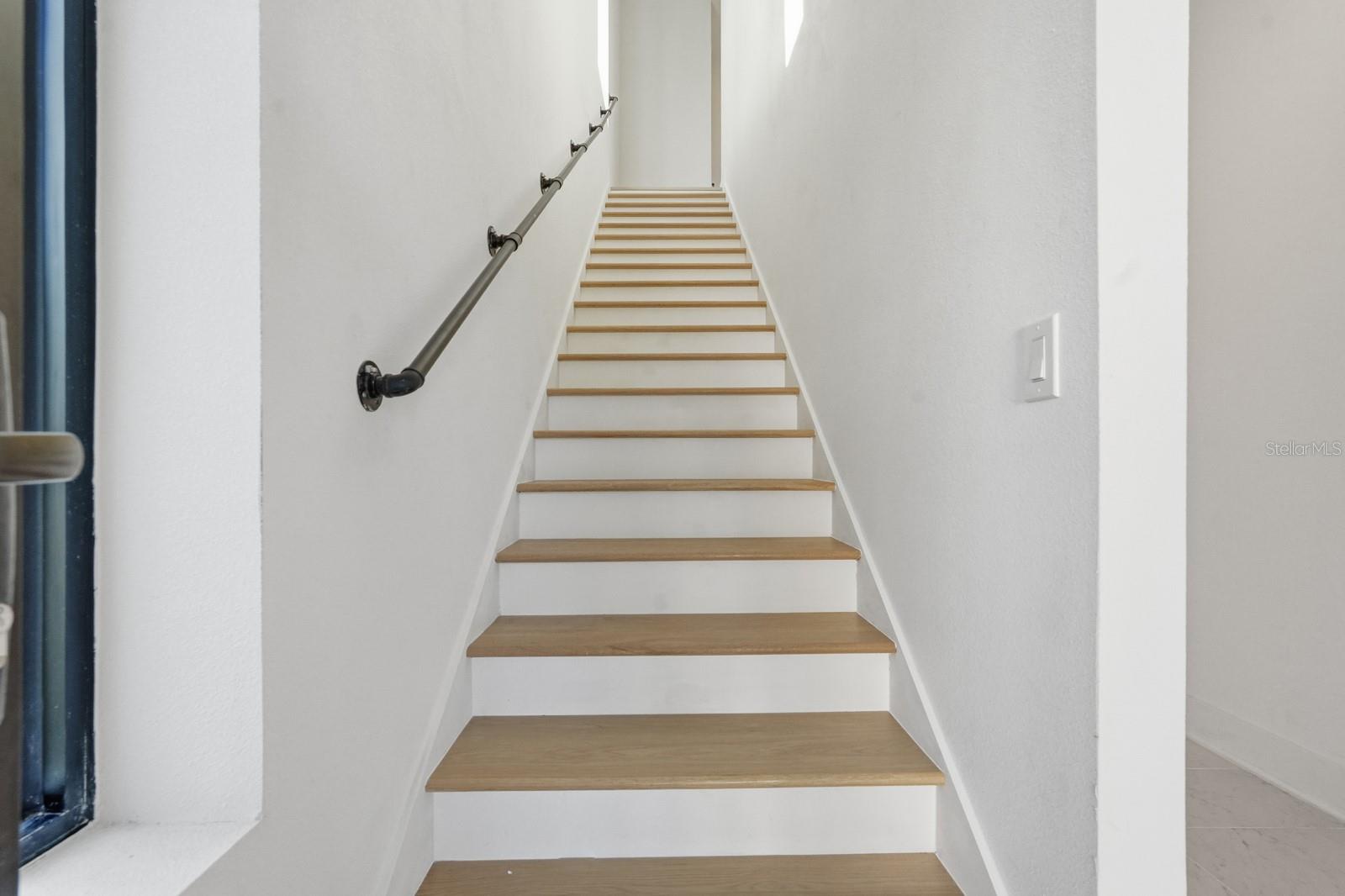 Image 16 of 79 For 1321 Central Avenue