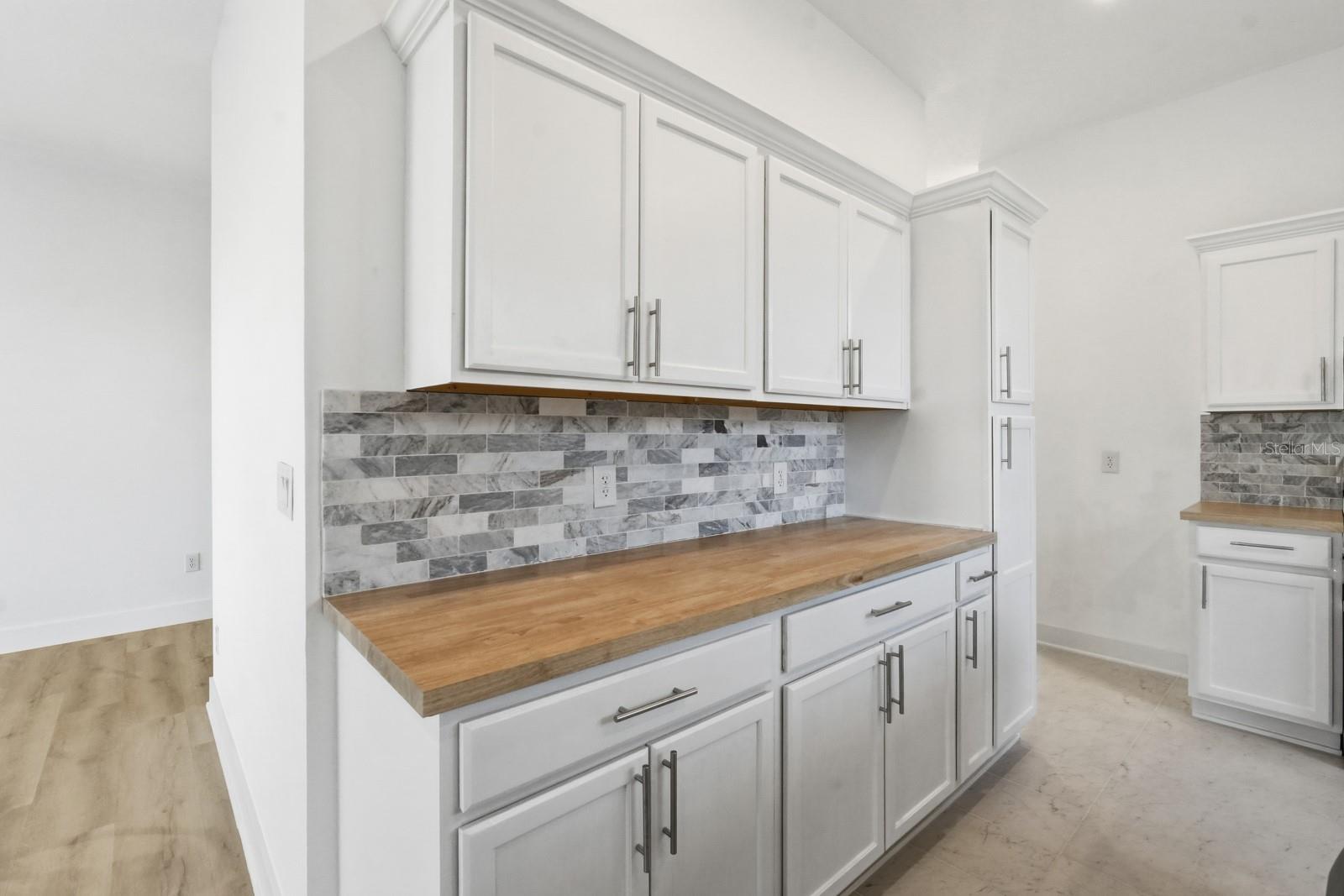 Image 26 of 79 For 1321 Central Avenue