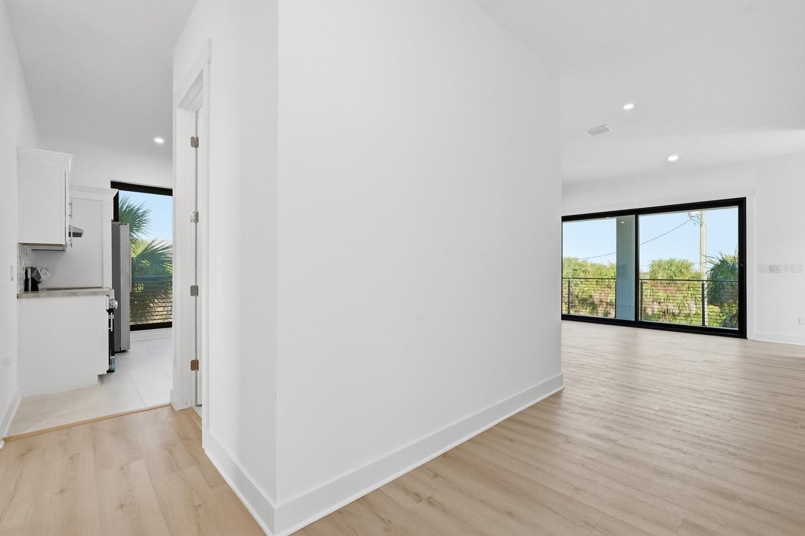 Image 27 of 79 For 1321 Central Avenue