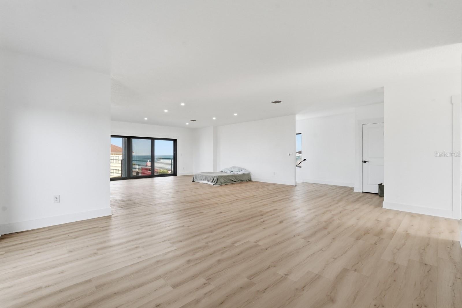 Image 44 of 79 For 1321 Central Avenue