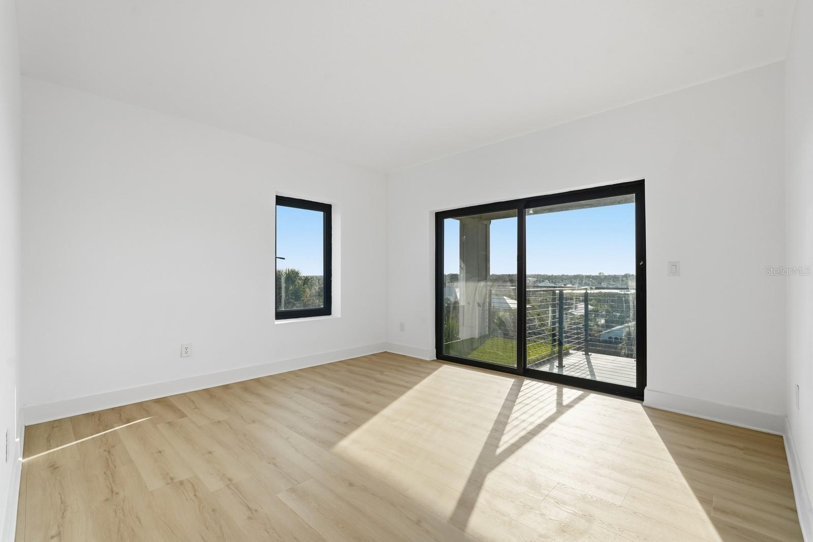 Image 47 of 79 For 1321 Central Avenue