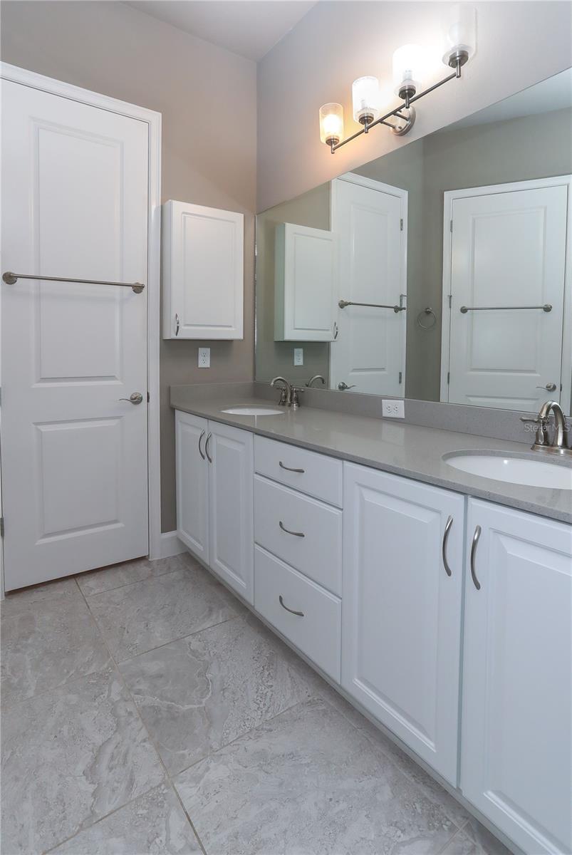 Image 31 of 92 For 875 Pinewood Drive