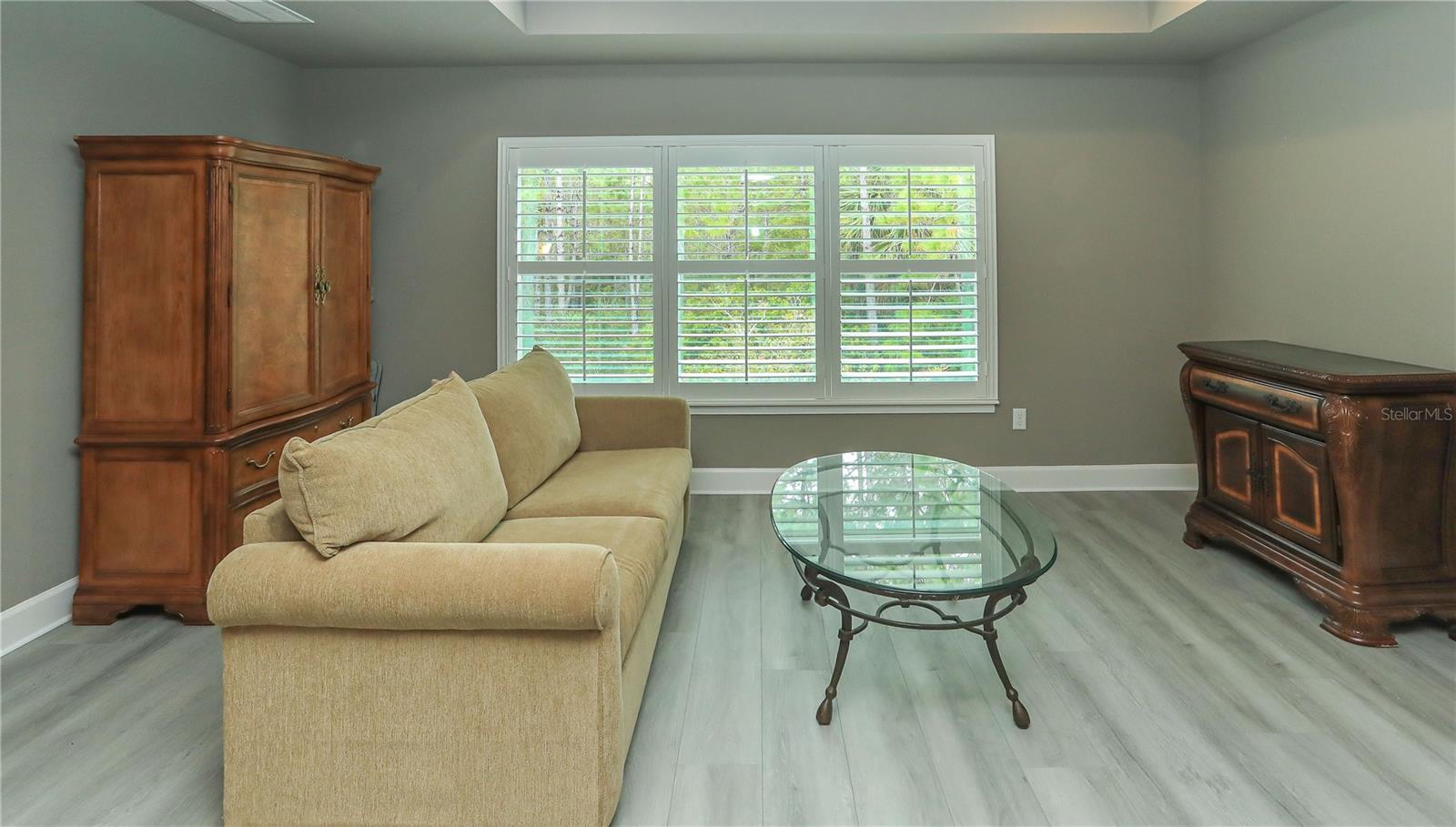 Image 39 of 92 For 875 Pinewood Drive