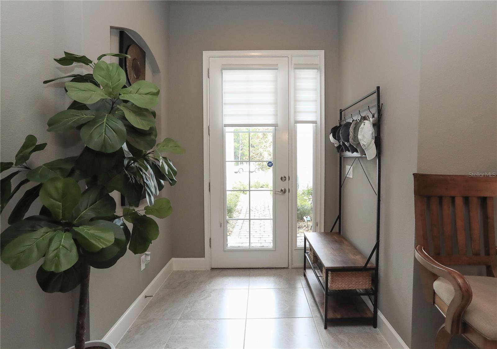 Image 4 of 92 For 875 Pinewood Drive