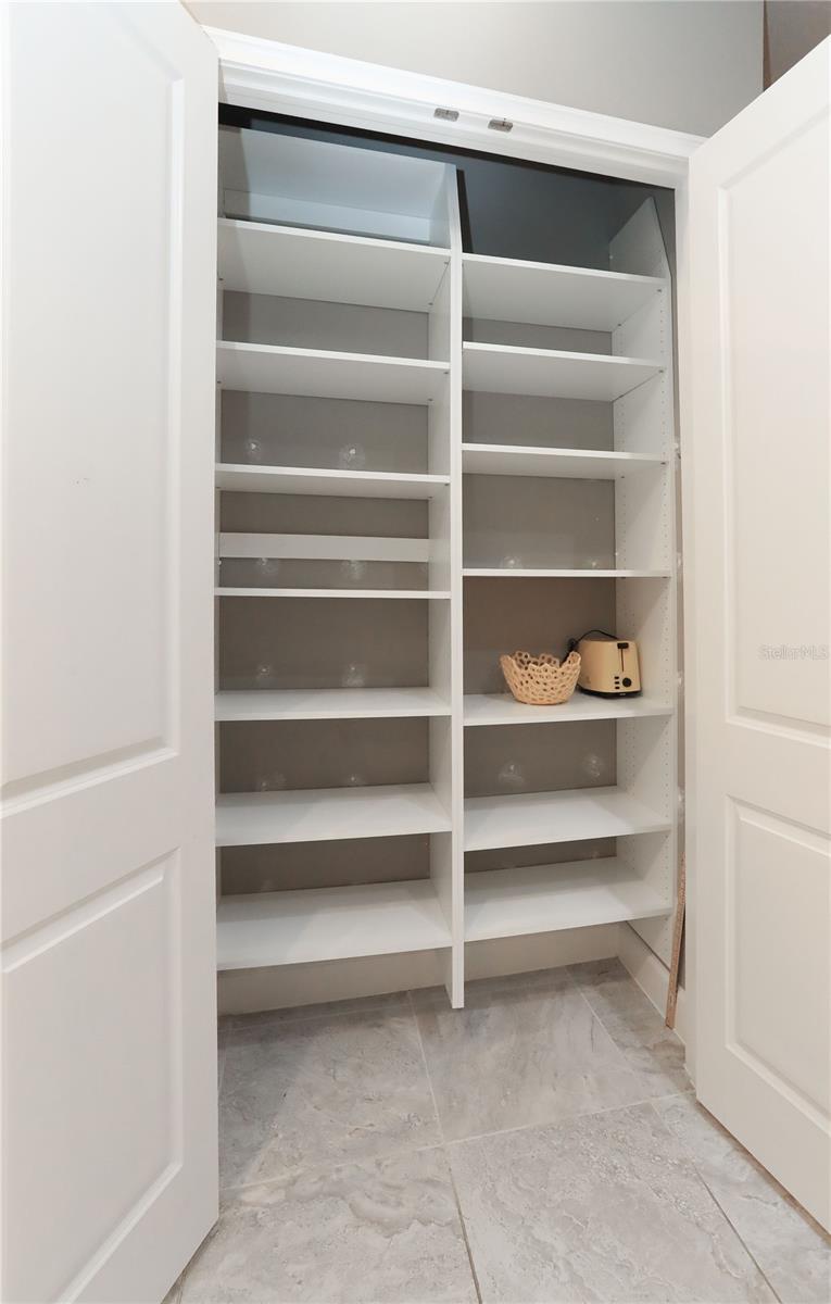 Image 50 of 92 For 875 Pinewood Drive