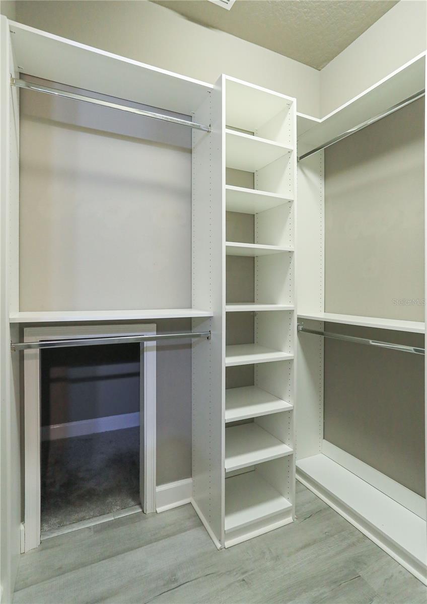 Image 53 of 92 For 875 Pinewood Drive