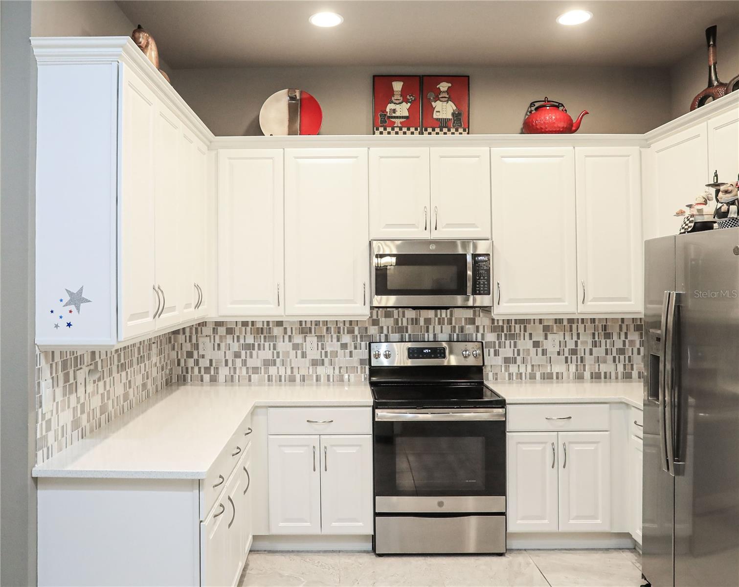 Image 9 of 92 For 875 Pinewood Drive