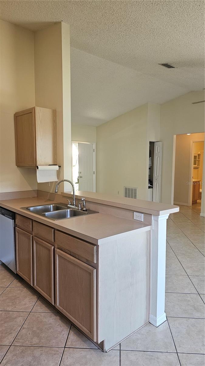 Image 5 of 22 For 31 Pillar Lane