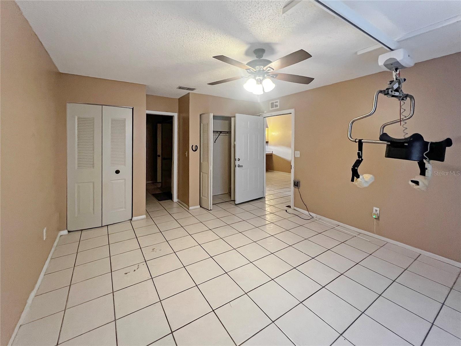 Image 22 of 29 For 6431 Drexel Drive 1
