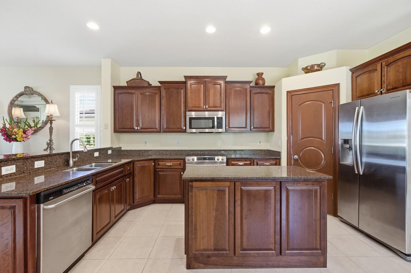 Image 27 of 68 For 41 Kingfisher Lane