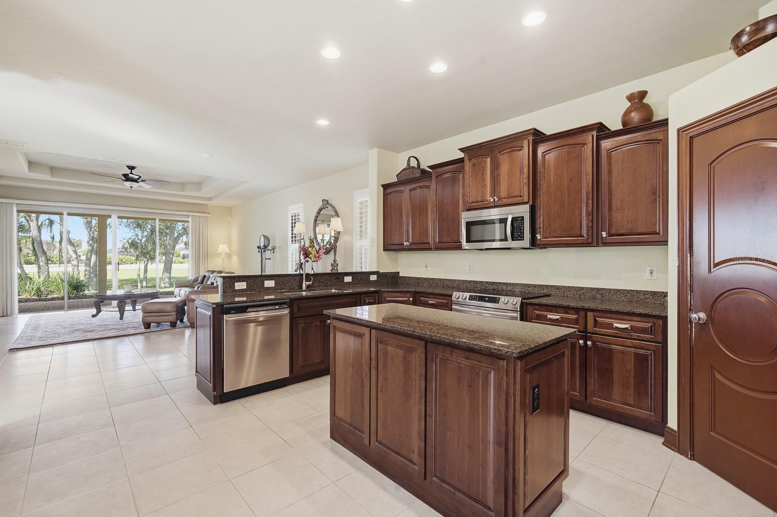 Image 28 of 68 For 41 Kingfisher Lane