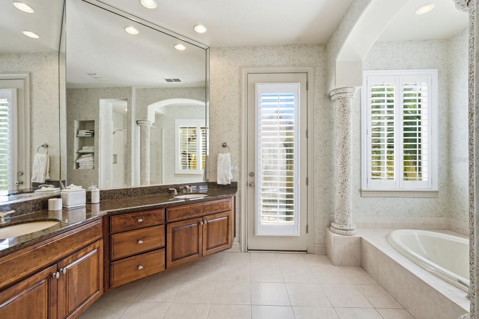 Image 34 of 68 For 41 Kingfisher Lane