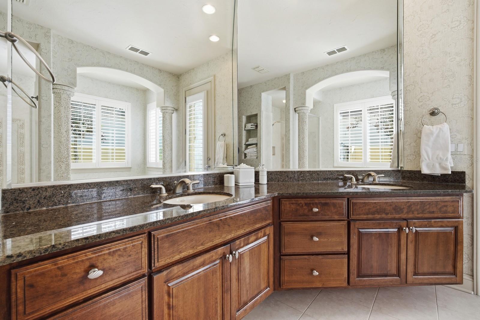 Image 35 of 68 For 41 Kingfisher Lane