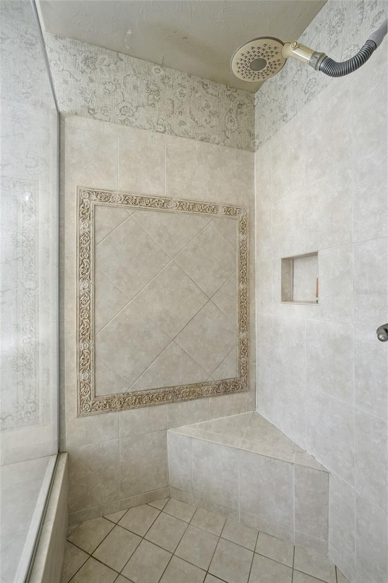 Image 37 of 68 For 41 Kingfisher Lane