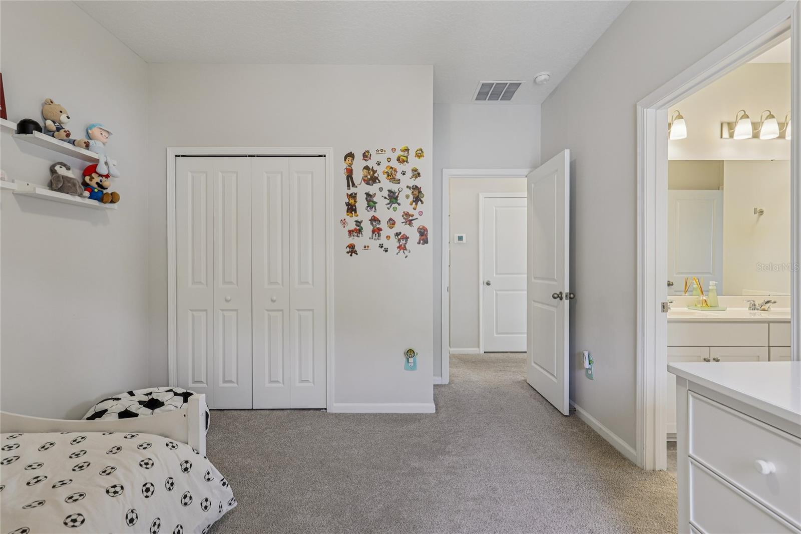 Image 32 of 53 For 606 Watervale Drive