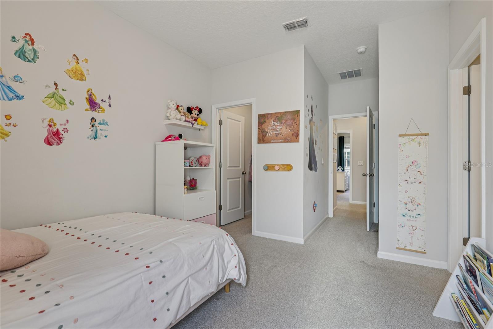 Image 34 of 53 For 606 Watervale Drive