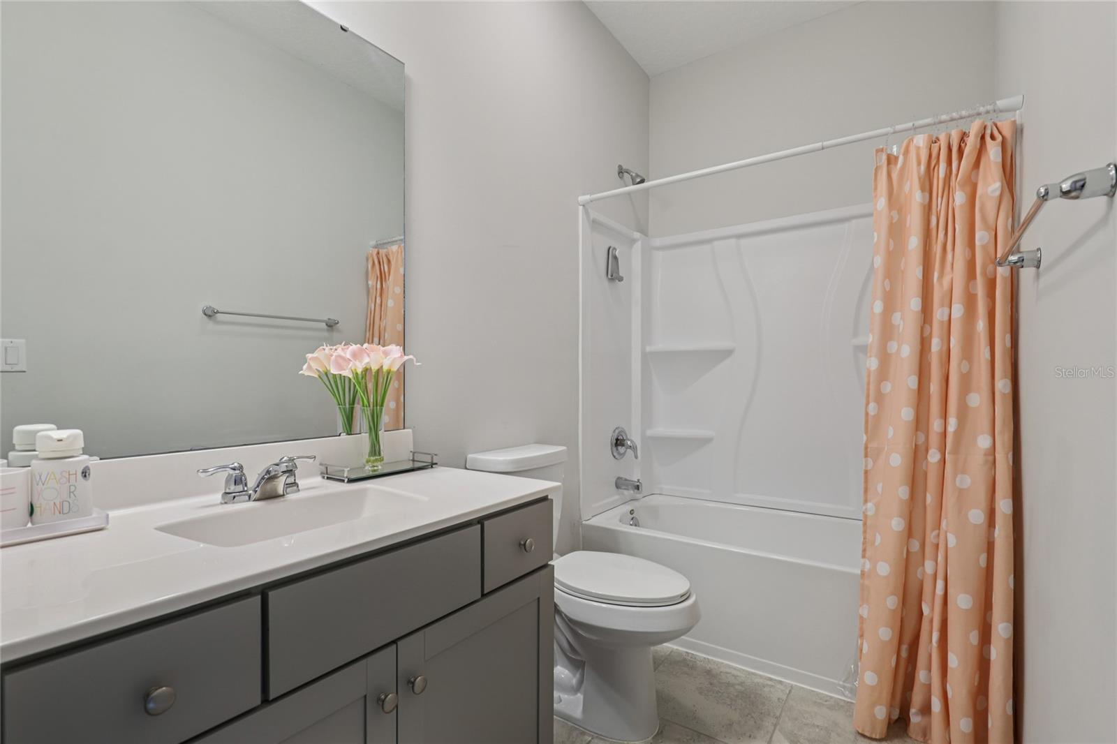 Image 35 of 53 For 606 Watervale Drive