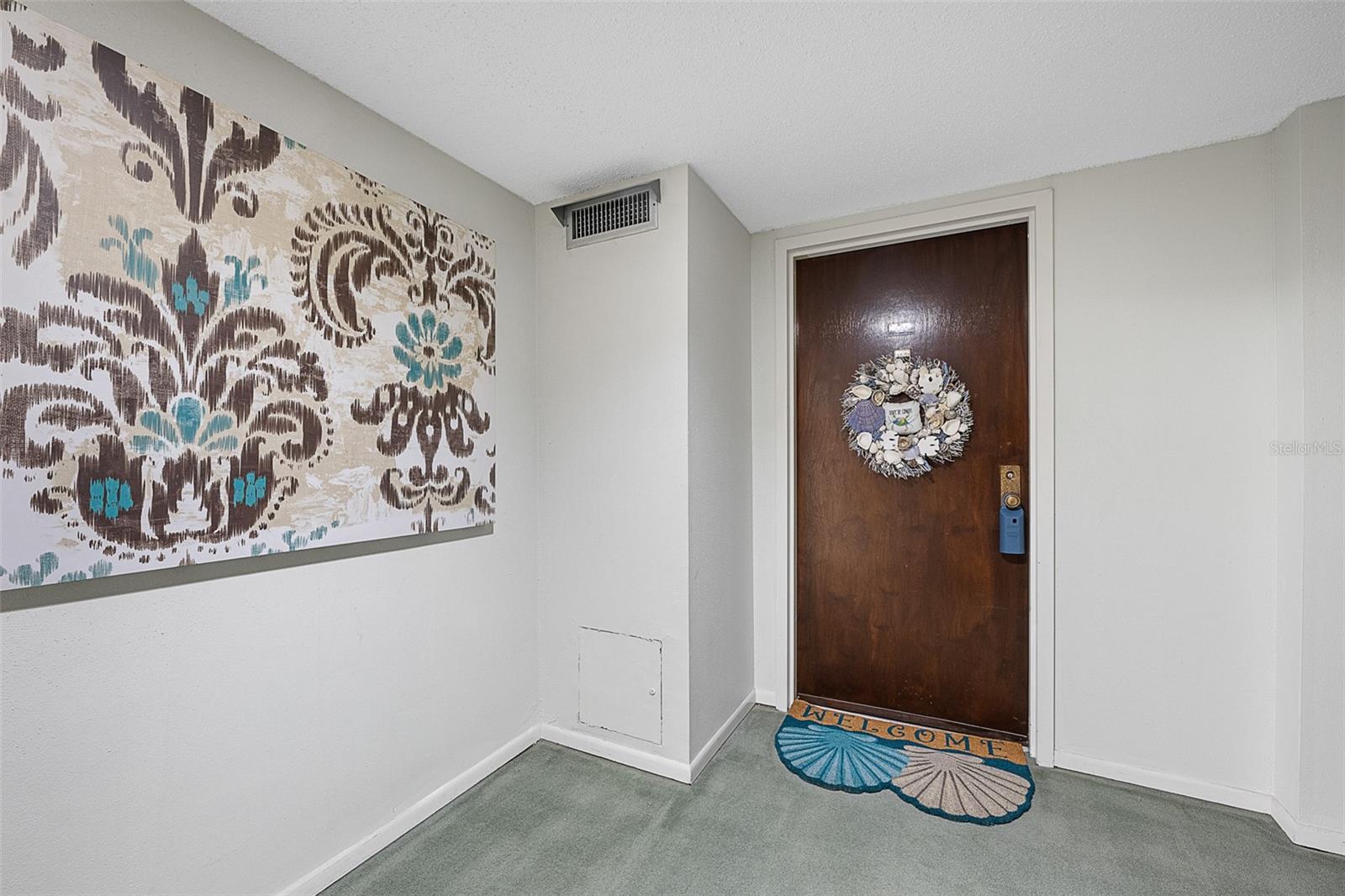 Image 3 of 45 For 925 Halifax Avenue 604