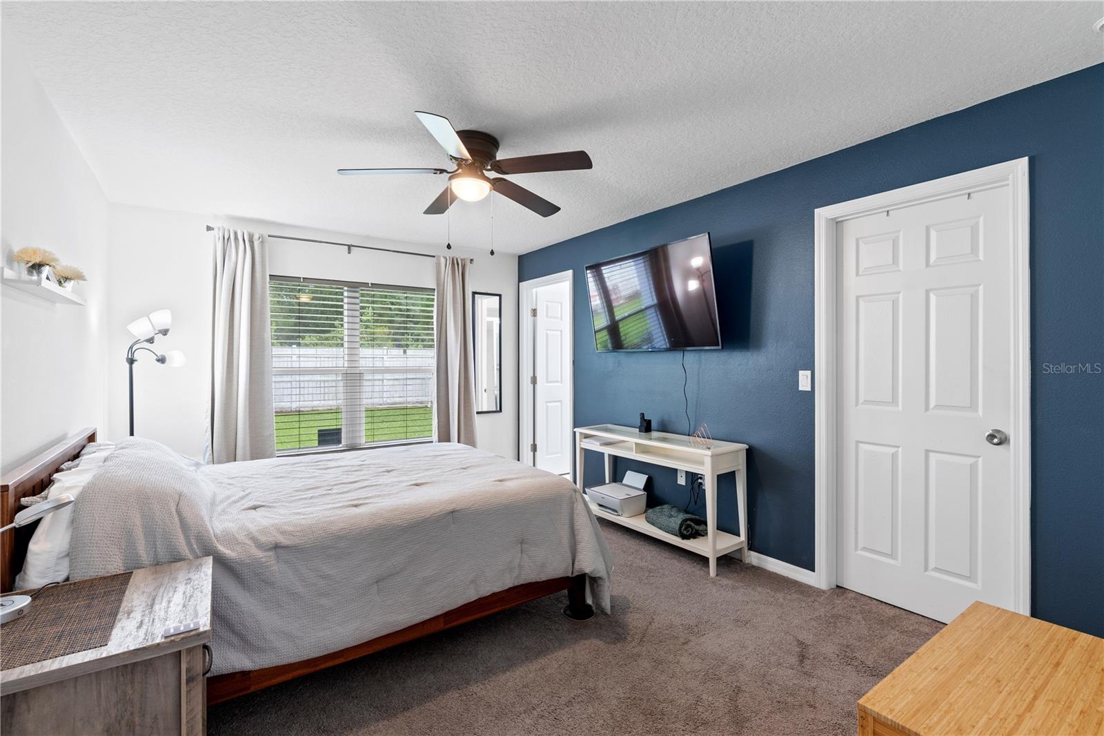 Image 33 of 62 For 84 Buttonworth Drive A & B