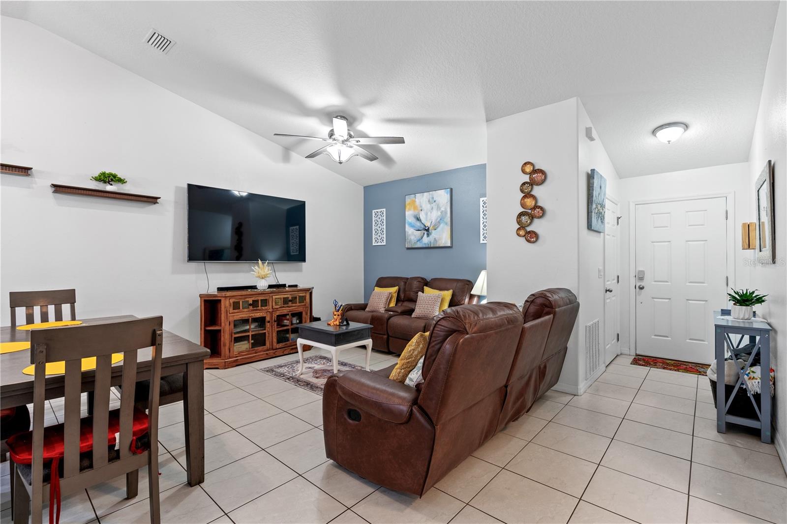 Image 9 of 62 For 84 Buttonworth Drive A & B