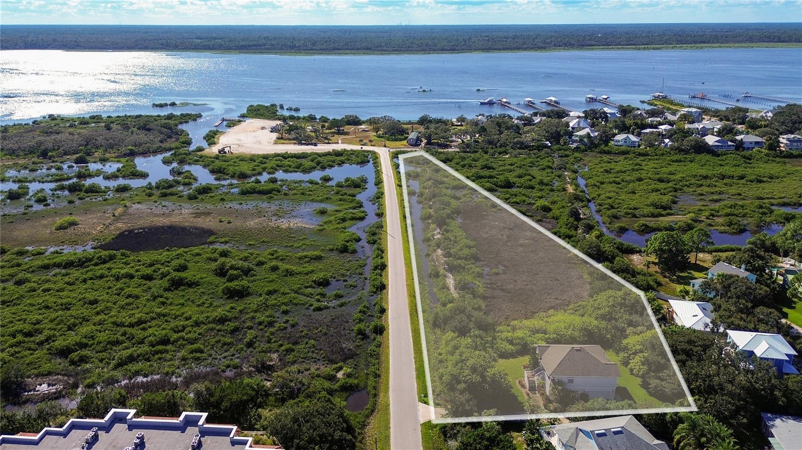 Image 54 of 73 For 300 Riverside Boulevard