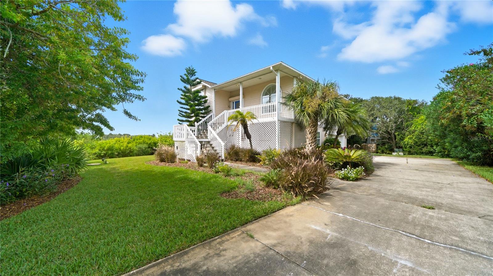 Image 60 of 73 For 300 Riverside Boulevard