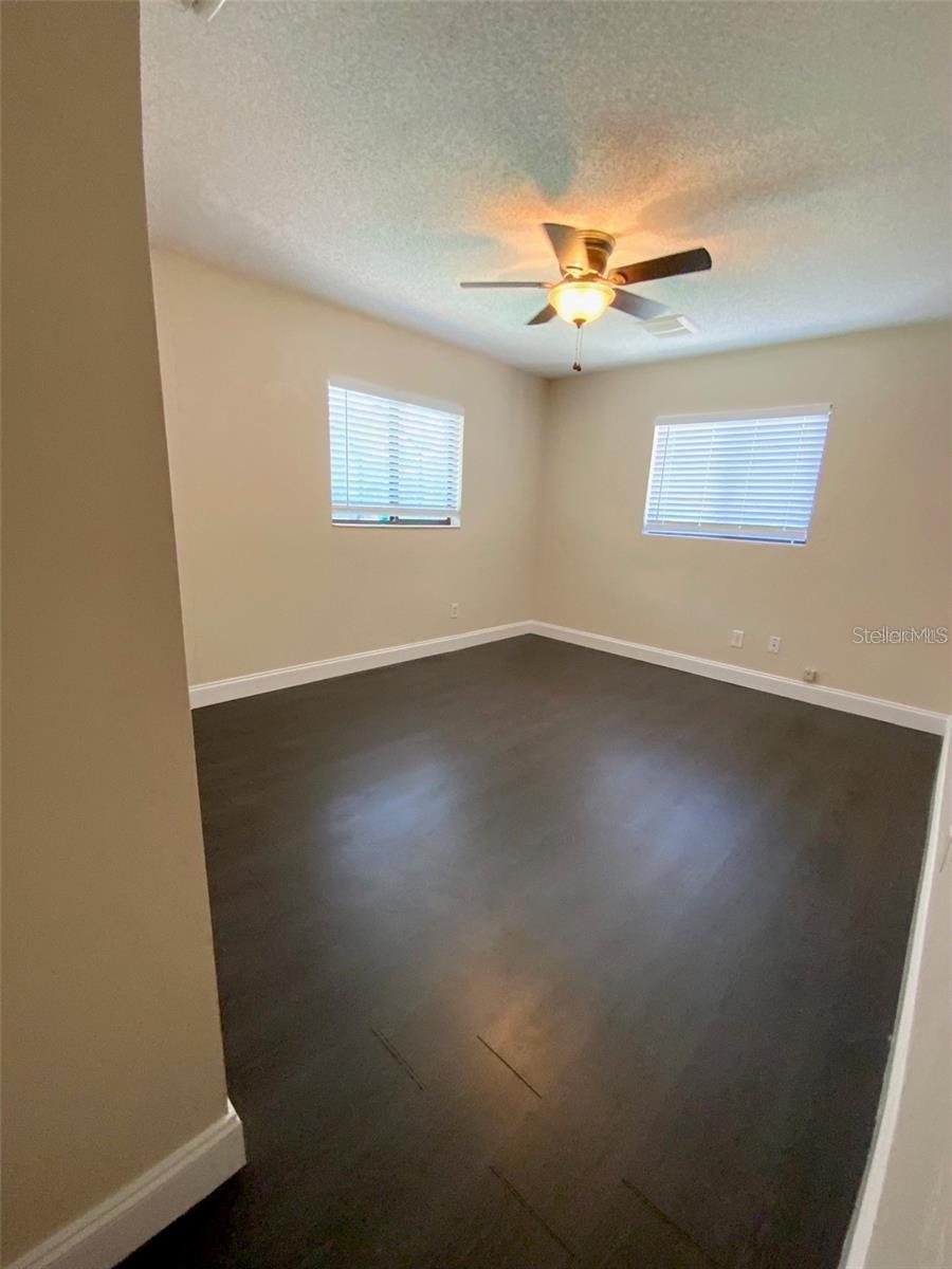 Image 15 of 22 For 10 Peyton Place