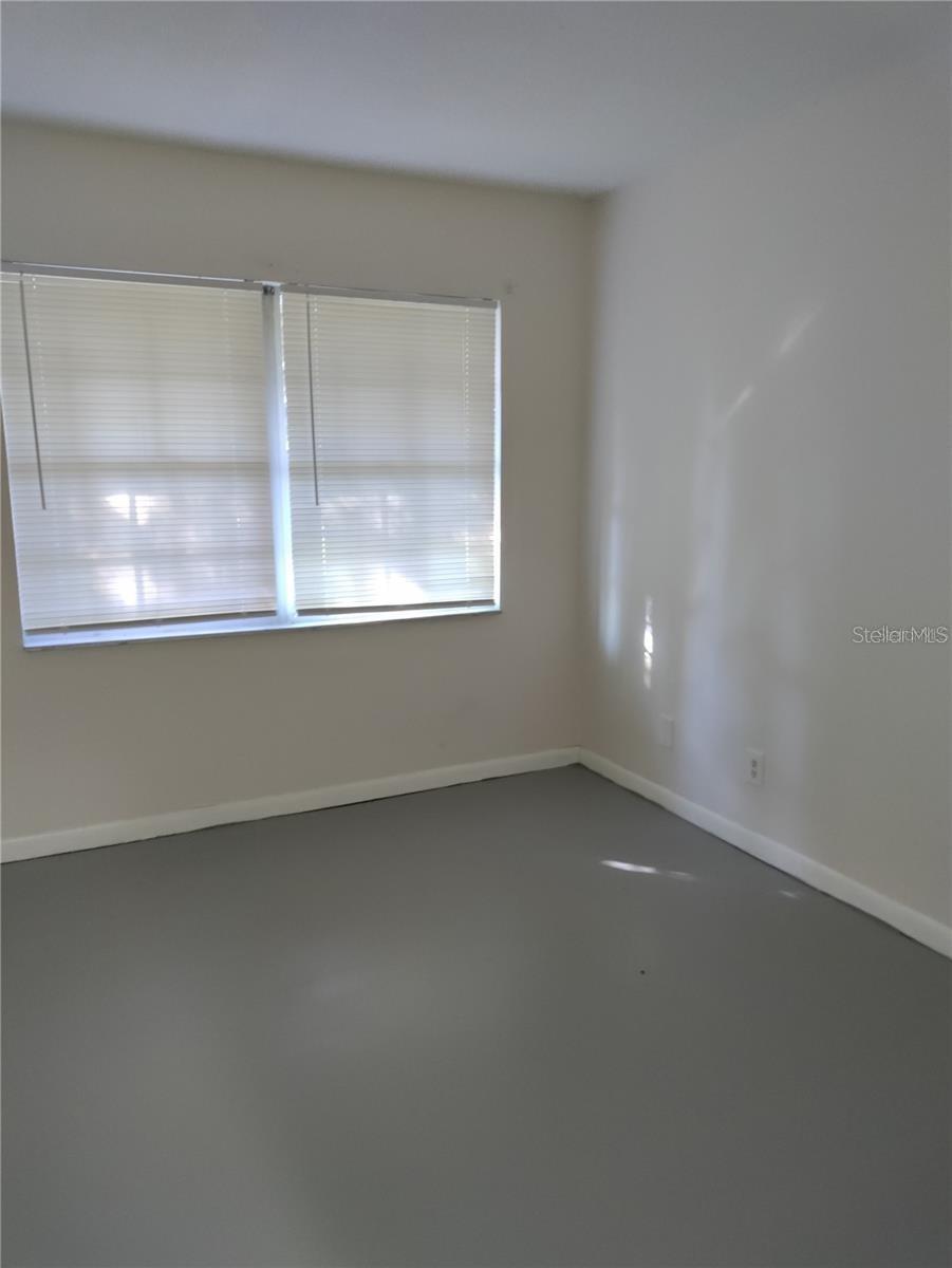 Image 9 of 11 For 3 Carr Court