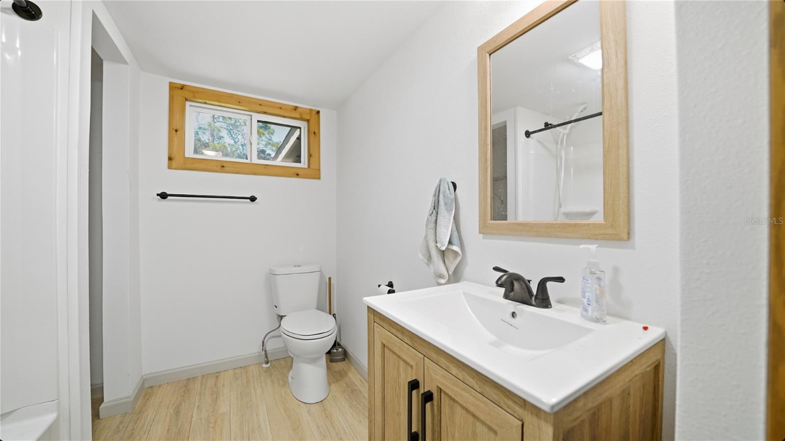 Image 30 of 42 For 5920 Nutwood Avenue