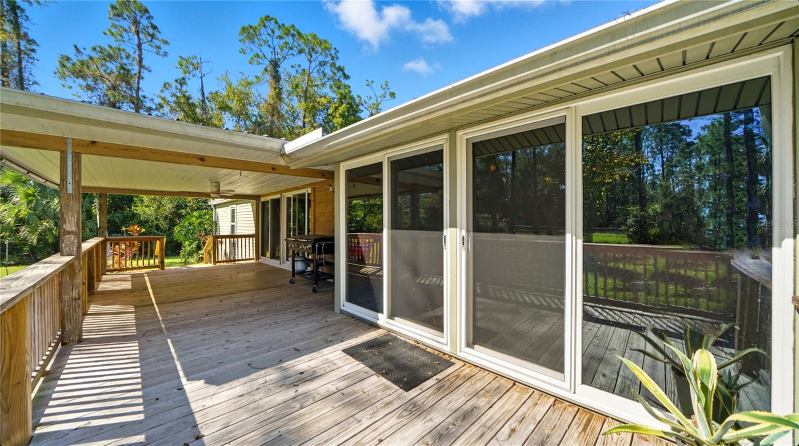 Image 4 of 42 For 5920 Nutwood Avenue