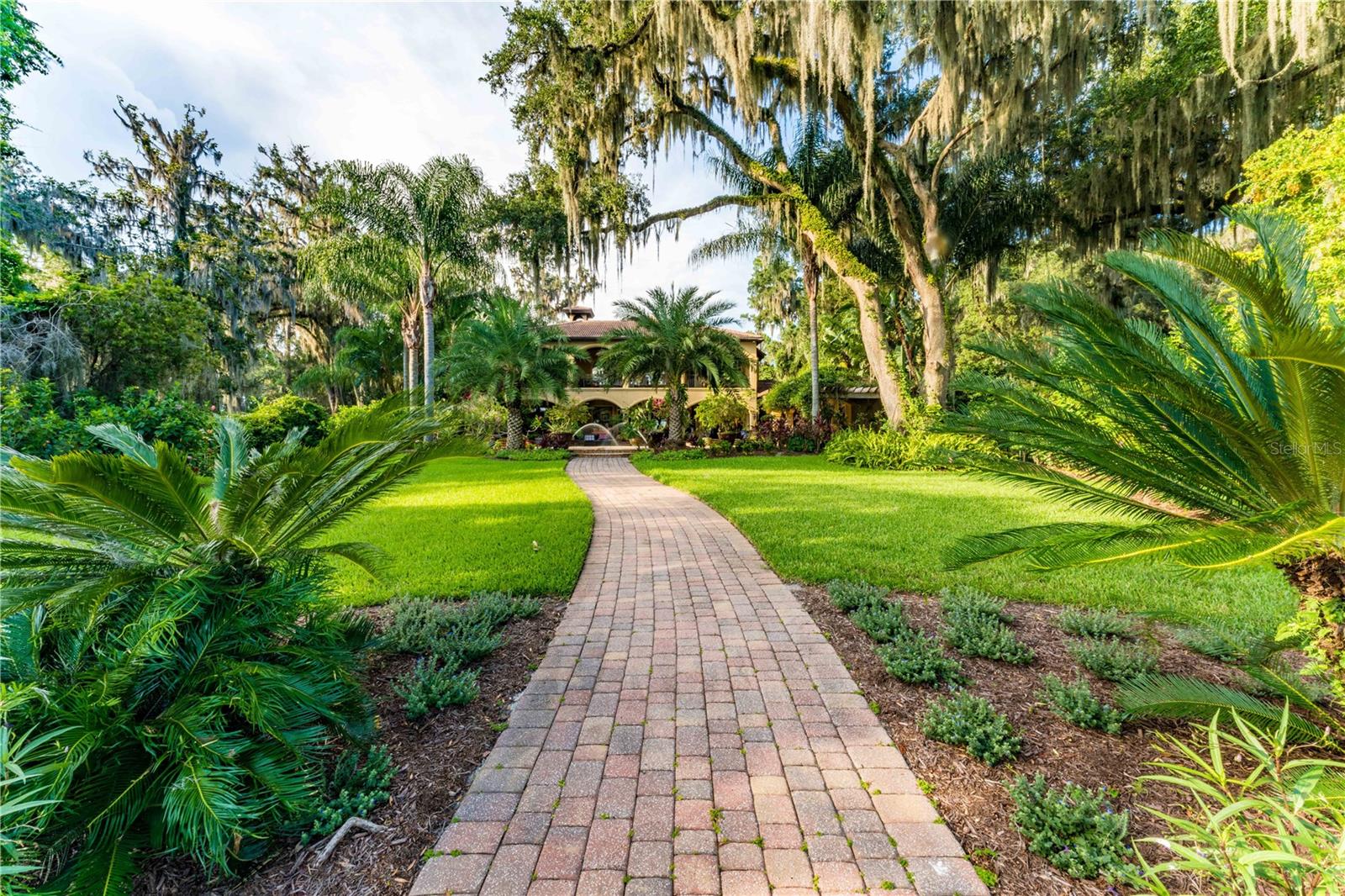 Image 4 of 88 For 8289 Colee Cove Road