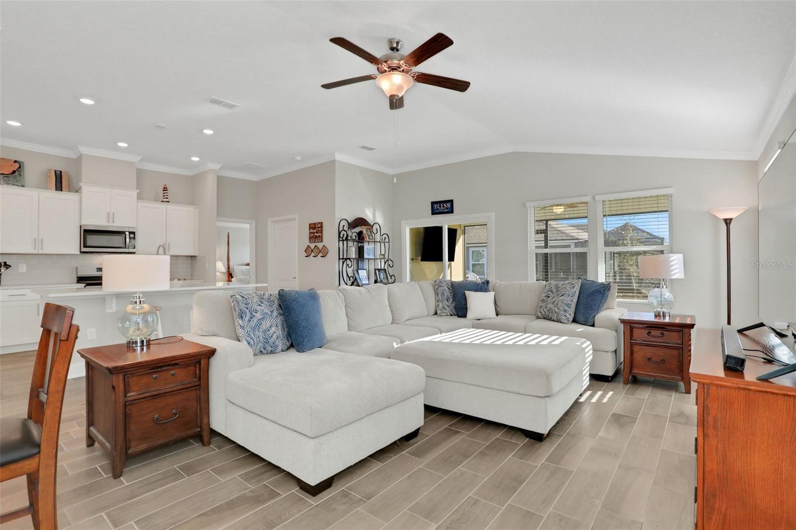 Image 4 of 40 For 142 Dove Tree Lane