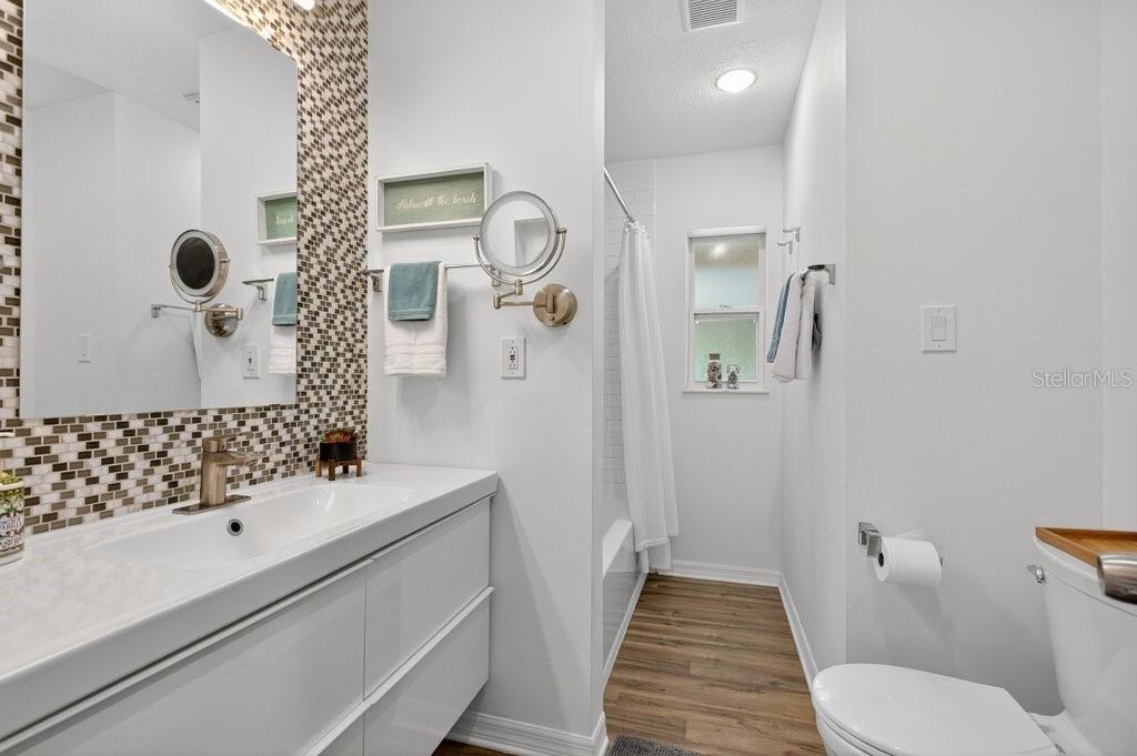 Image 17 of 41 For 20 Aviles Drive