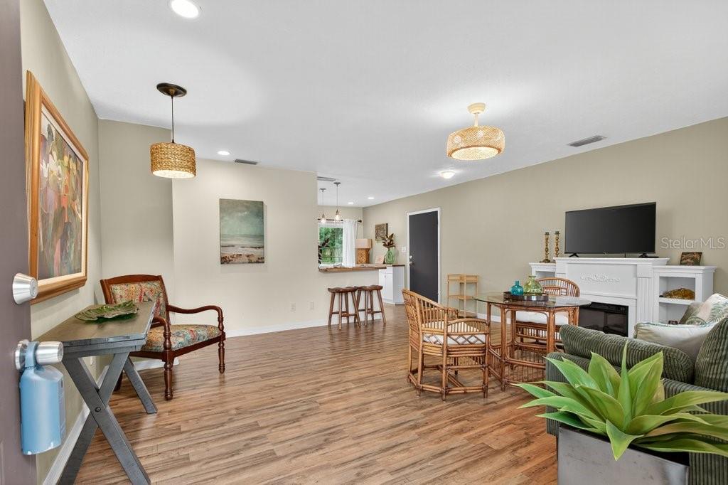 Image 4 of 41 For 20 Aviles Drive
