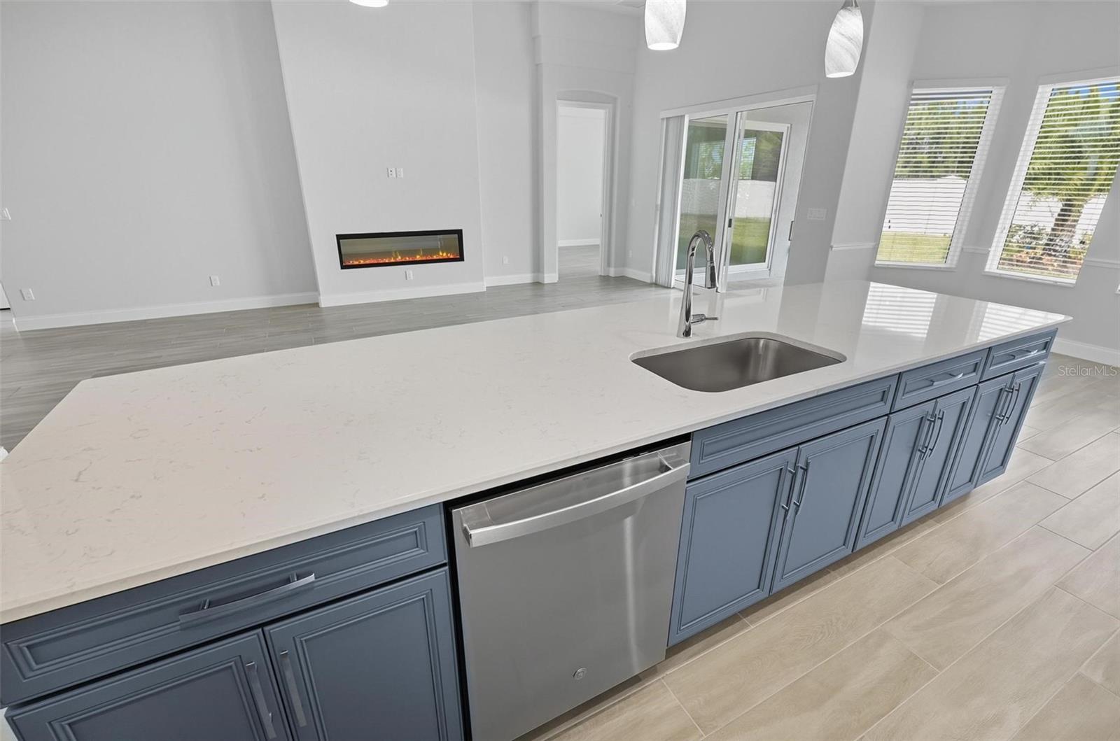 Image 13 of 87 For 14 Del Palma Drive