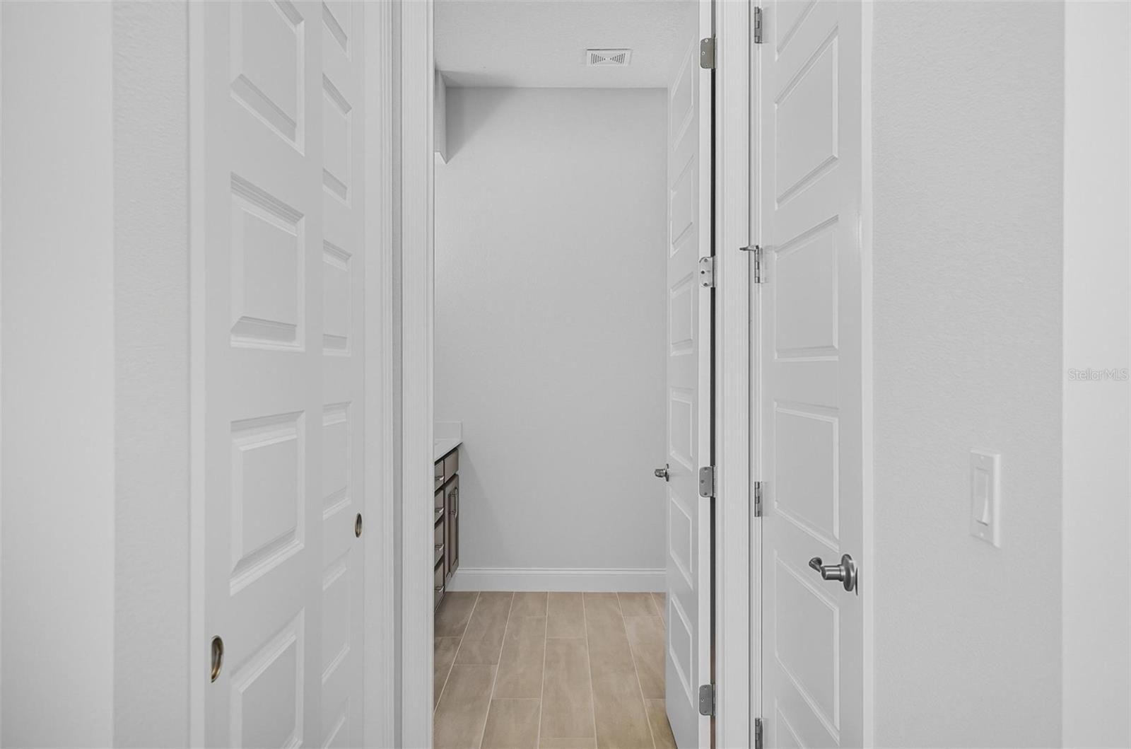 Image 27 of 87 For 14 Del Palma Drive