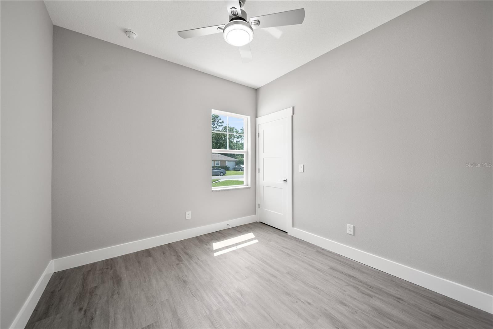 Image 4 of 15 For 98 Wheatfield Drive A