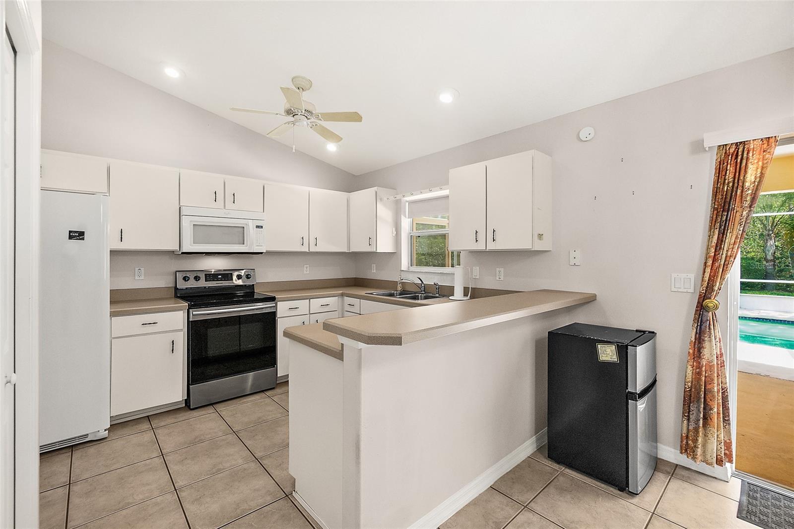 Image 11 of 35 For 67 Flemingwood Lane