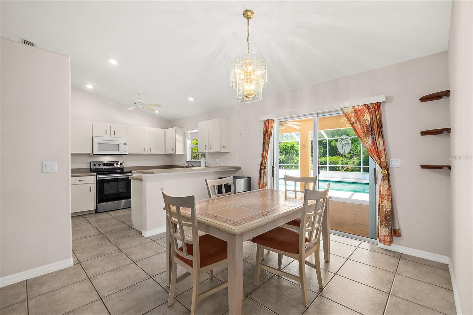 Image 12 of 35 For 67 Flemingwood Lane