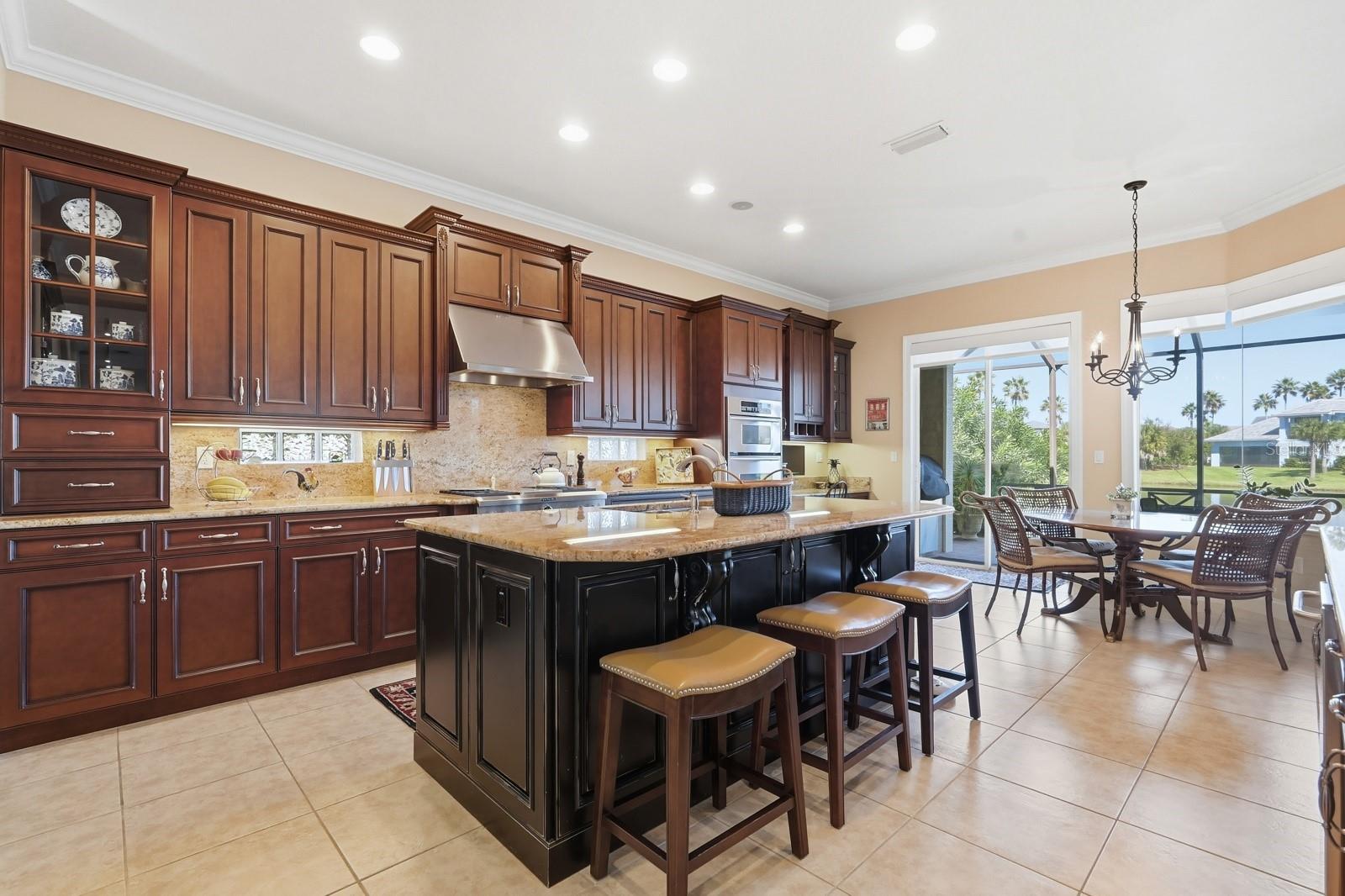 Image 27 of 94 For 17 Las Palmas Way