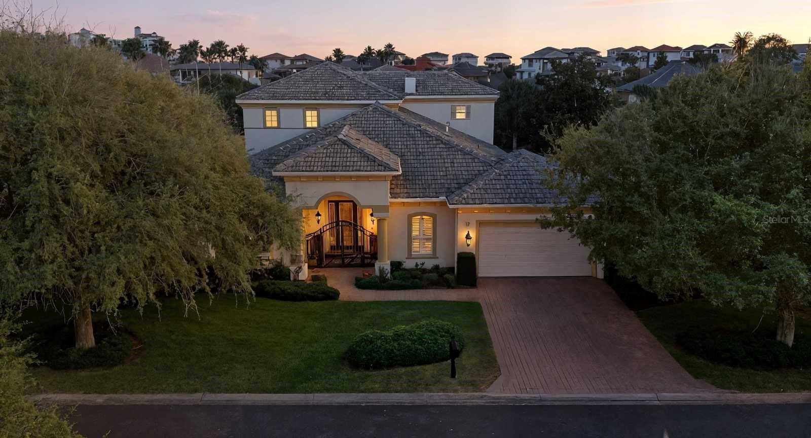 Image 3 of 94 For 17 Las Palmas Way