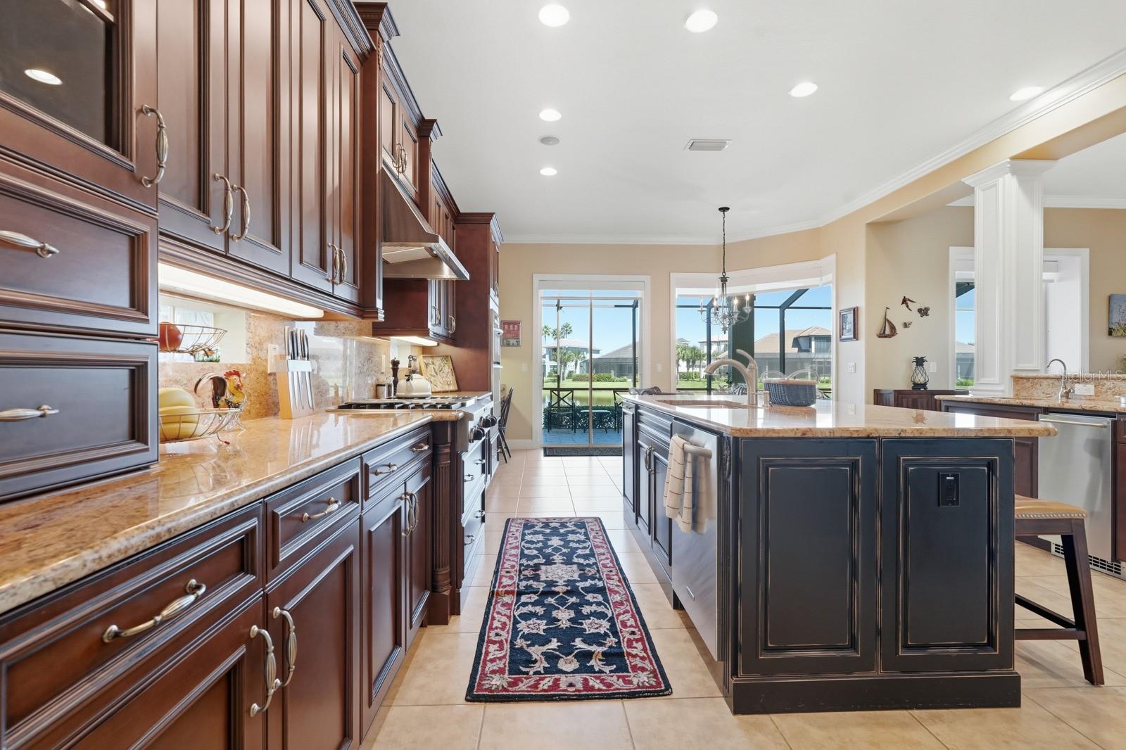 Image 34 of 94 For 17 Las Palmas Way