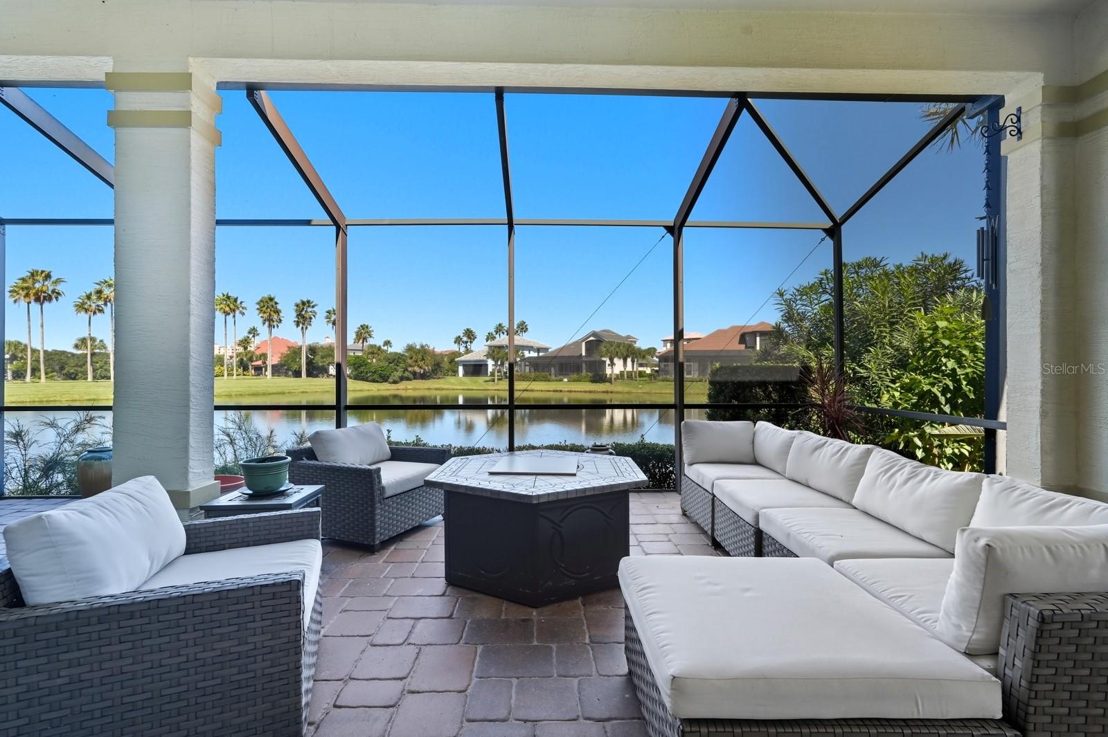 Image 50 of 94 For 17 Las Palmas Way