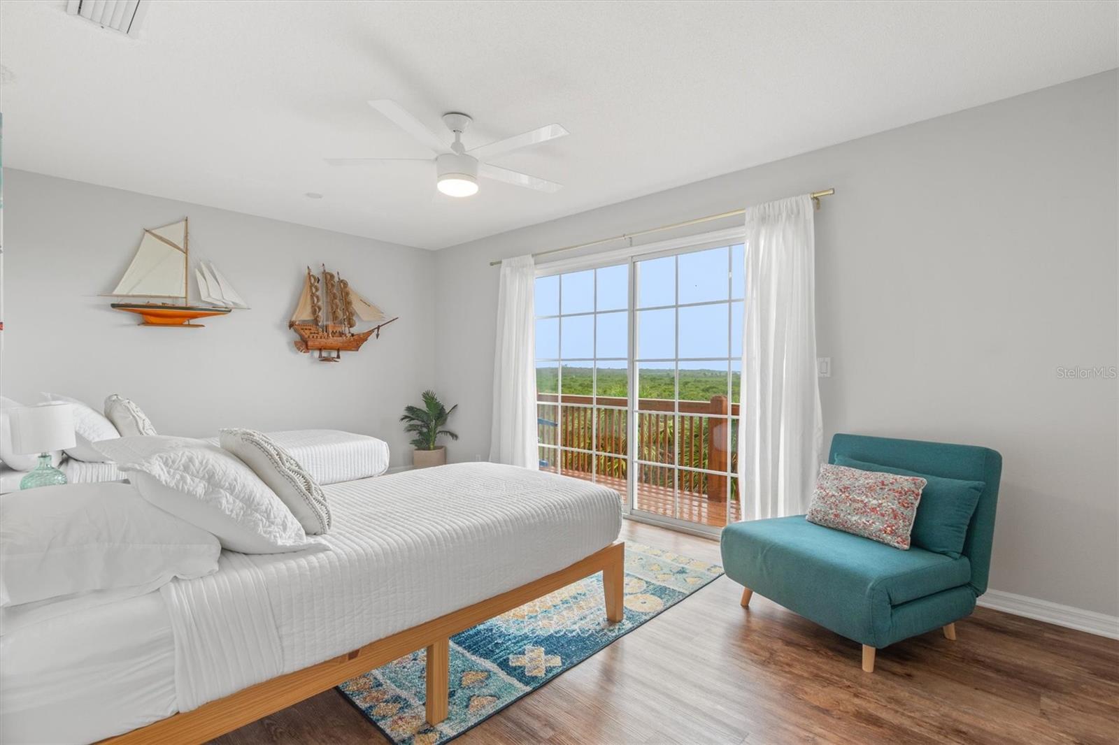 Image 23 of 59 For 34 Oceanside Drive