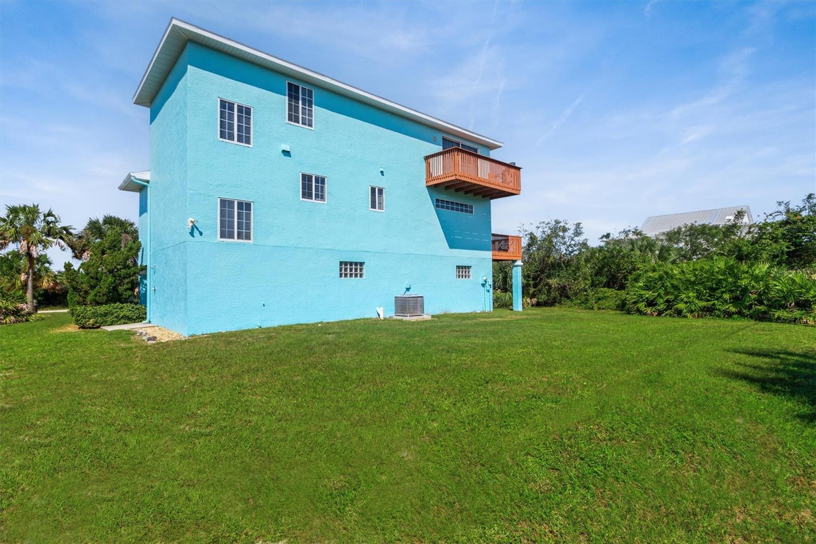 Image 9 of 59 For 34 Oceanside Drive