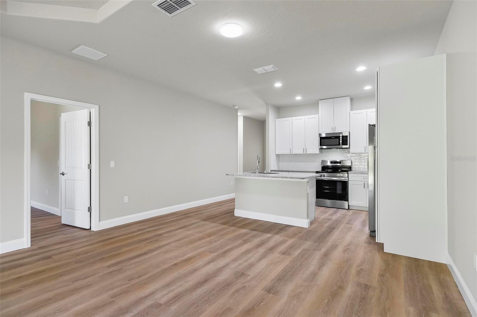 Image 34 of 59 For 32 Louisville Dr  A